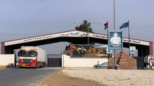 لجنة النقل الأردنية – السورية تبحث معالجة تحديات حركة العبور بين البلدين