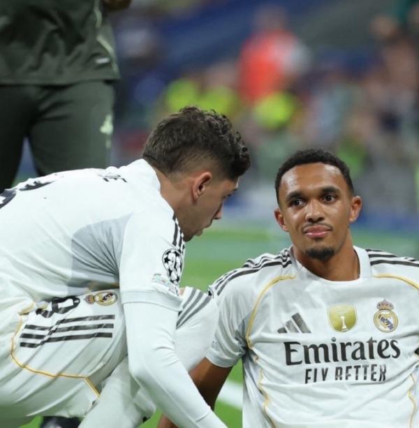 أرنولد جاهز لمواجهة ليفربول في دوري أبطال أوروبا