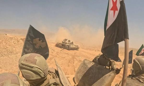 سوريا: استشهاد جنديين وإصابة ثالث باستهداف صاروخي من قسد