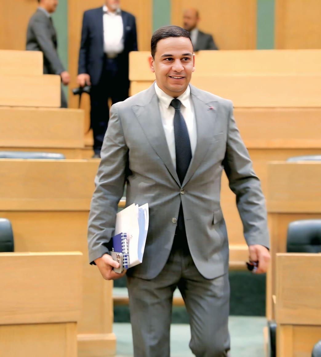 أبو هنية يقود كتلة عزم النيابية لصدارة العمل النيابي الكتلوي