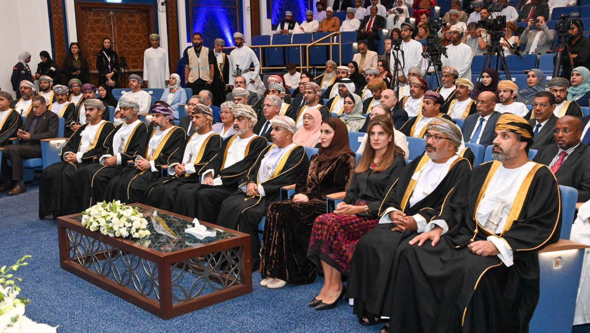 بمشاركة دولية واسعة إفتتاح أعمال المؤتمر العالمي للسرطان بمسقط
