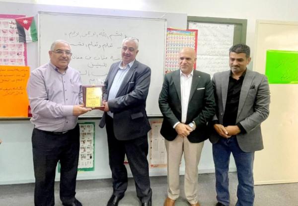 جويعد يرعى حفل تخريج طلبة مركز تعزيز ثقافة المتسربين