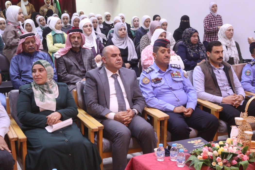 يوم توعوي عن آفة المخدرات في مدرسة هند بنت عتبة  السخنة