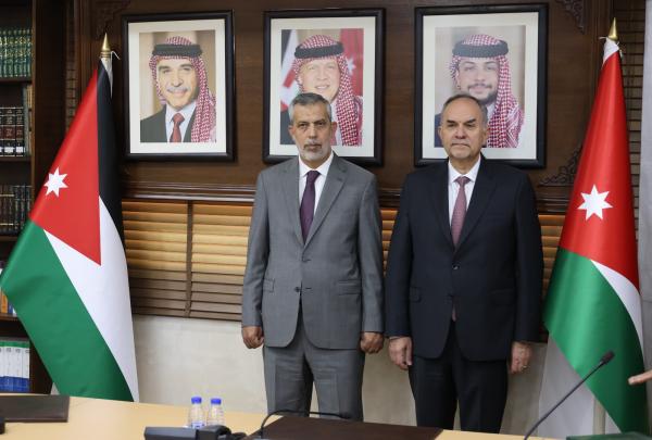 45 محاميا يؤدون اليمين القانونية أمام وزير العدل