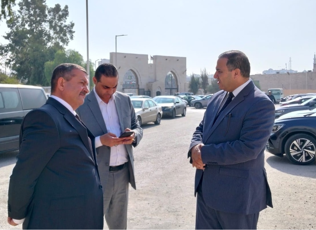 محافظ الزرقاء يتفقد واقع الخدمات والمشاريع في جولة ميدانية شاملة