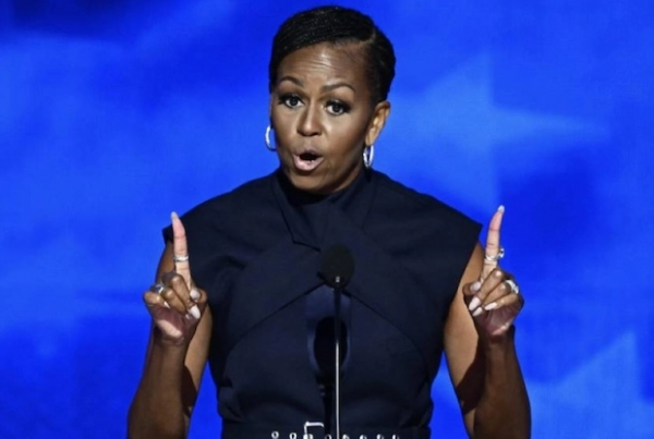 ميشيل أوباما: الولايات المتحدة غير مستعدة لانتخاب رئيسة