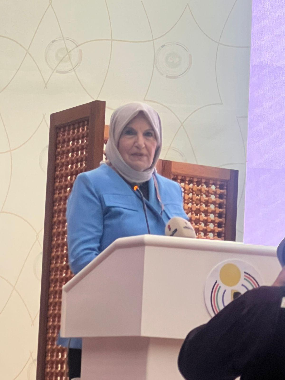 انطلاق منتدى الكويت الأول لمعهد المرأة للتنمية والسلام يشيد بمبادرة محمد بن زايد الاحتفاء بعقود الكويتية 