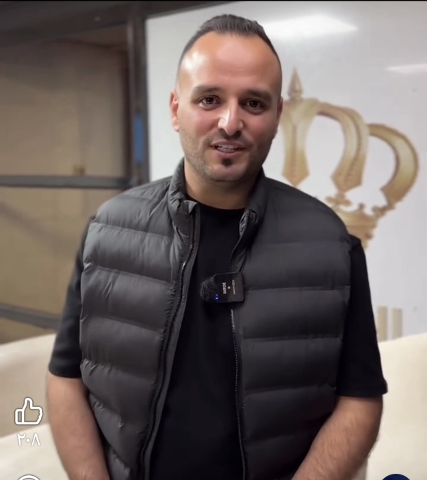 الفنان عيسى الصقار يهنىء أبناء عامر الزعبي  رعد و ماسه  بعيد ميلادهم