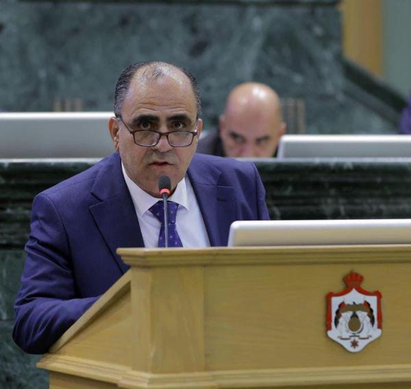 بني هاني ينتقد غياب الوزراء والمسؤولين عن الميدان خلال الظروف الجوية