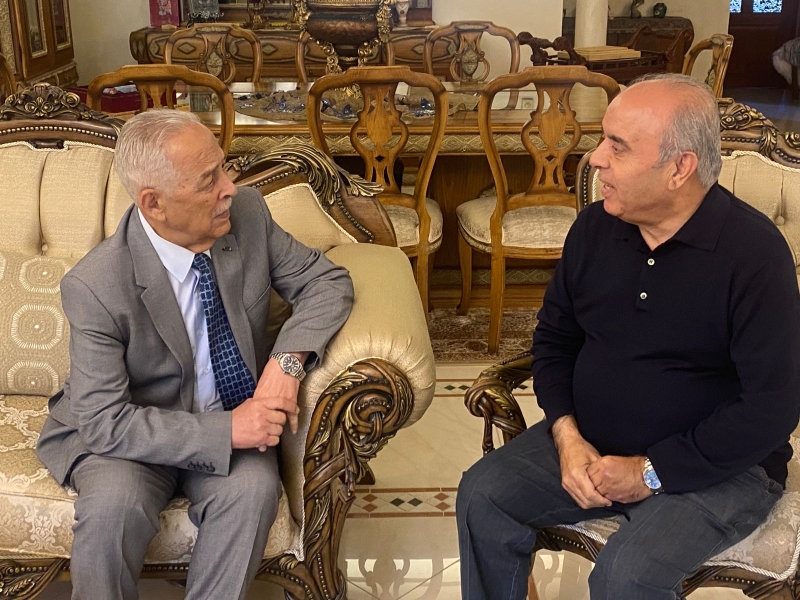 العيسوي ينقل تمنيات الملك وولي العهد بالشفاء العاجل للعين الكلالدة والوزير المحافظة