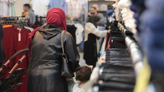 الصناعة والتجارة: تحرير 18 مخالفة لعدم الالتزام بعروض الجمعة البيضاء