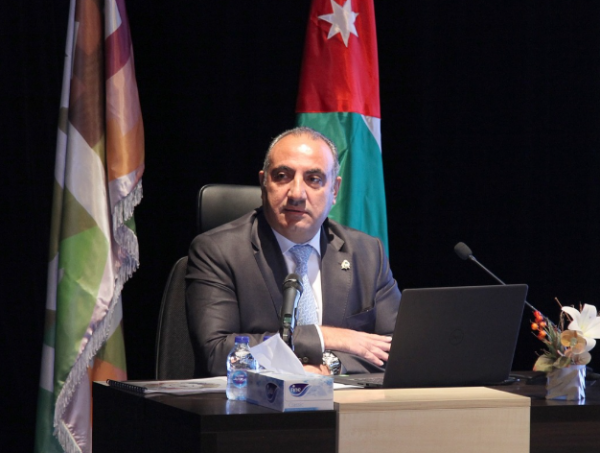 الشواربة: ارتفاع النفقات الرأسمالية لتنفيذ مشاريع واسعة