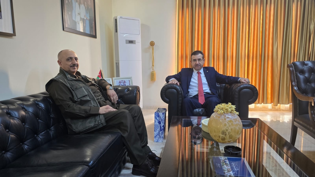 السکرتیر العام لـ YNDK يزور القنصلية العامة للمملكة الأردنية الهاشمية