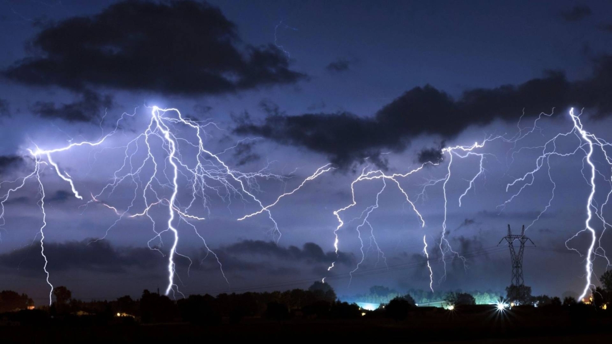 الأرصاد الجوية: تحذير من تقلبات الطقس في الأردن نهاية الأسبوع وأمطار رعدية الأحد