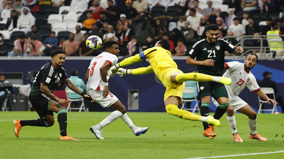 حارس النشامى: الجماهير جعلت اللاعبين يشعرون وكأنهم في عمان