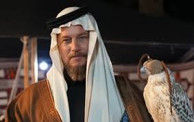 نجم الفايكينغ بالزي السعودي في حائل يثير تفاعلاً واسعاً .. صور