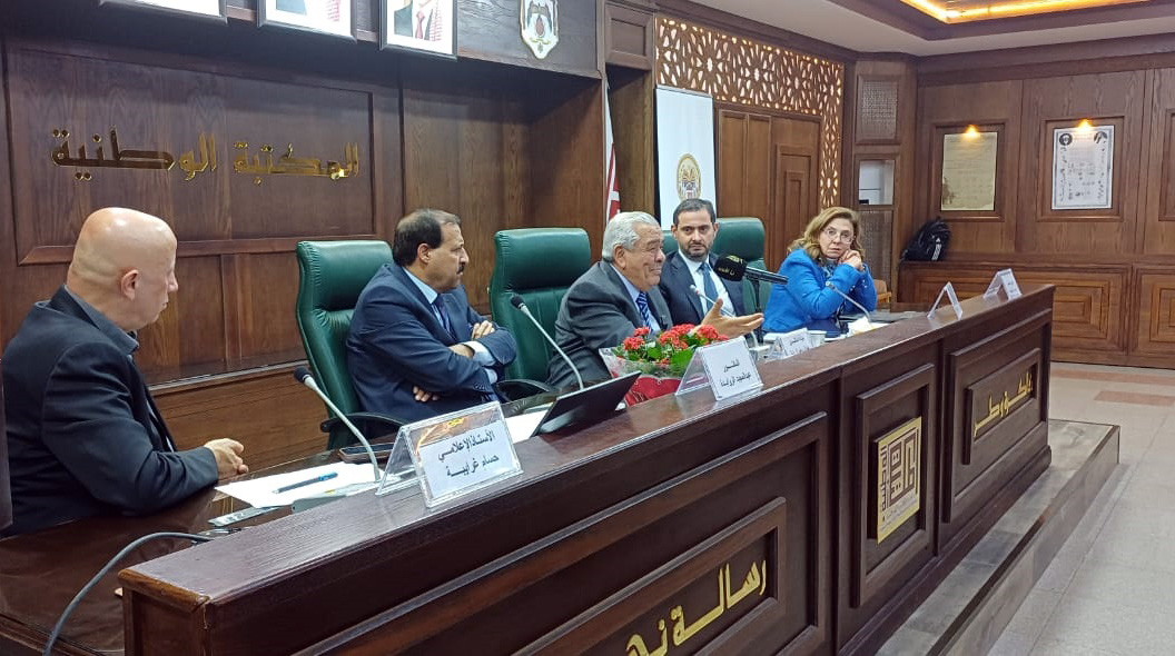 منتدون يعاينون بناء القادة الإداريين ودورهم في صناعة المستقبل