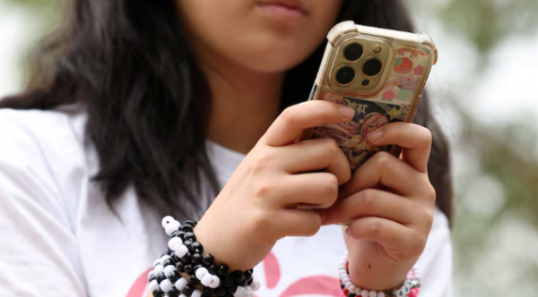 لأول مرة .. أستراليا تحظر وسائل التواصل للأطفال دون 16 عاماً