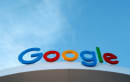جوجل تواجه تحقيقاً أوروبياً بشأن ملخصات الذكاء الاصطناعي ويوتيوب