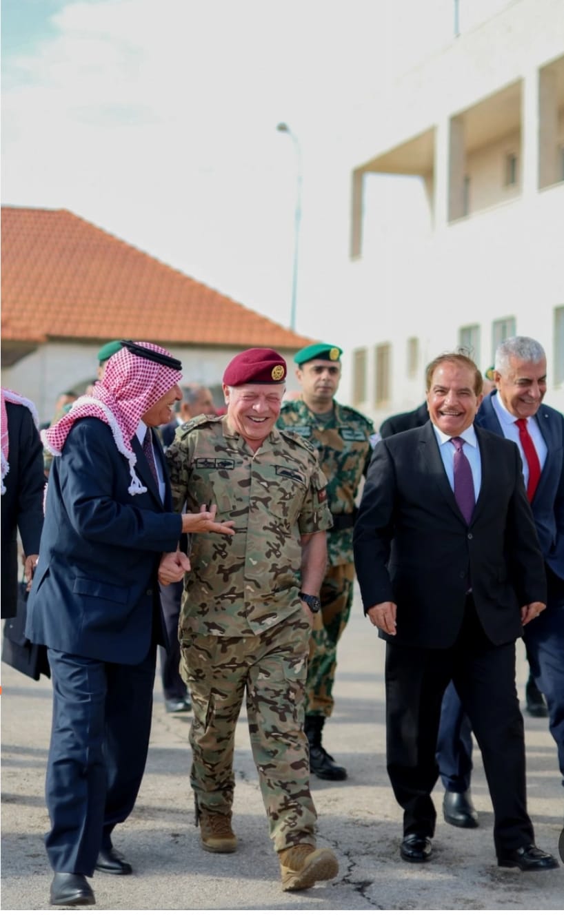 لقاء القلب… حين عاد الملك إلى رفاقه بقلم احمد المفلح...