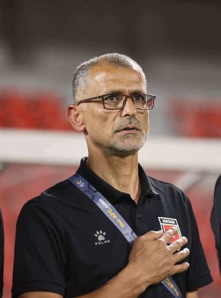 بشار بني ياسين يتسلّم القيادة الفنية لنادي الحسين إربد رسميًا