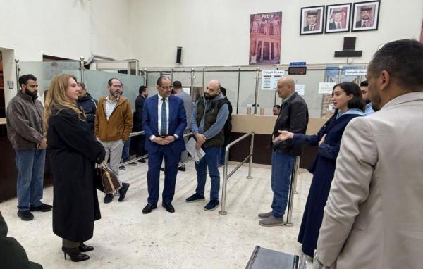 نمروقة تتفقد الخدمات المقدّمة للجالية الأردنية في السعودية