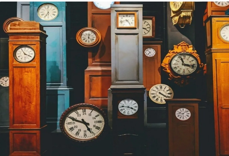 عاصفة قصيرة تؤثر على أدق الساعات الذرية في العالم