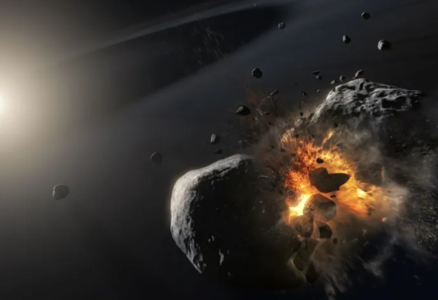 خطر قادم .. كويكب قد يهدد بتفتيت القمر في 2032