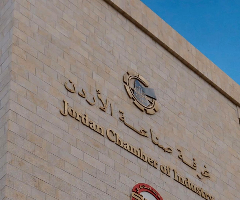 2.2  مساهمة الصناعات الإنشائية بالناتج المحلي الإجمالي