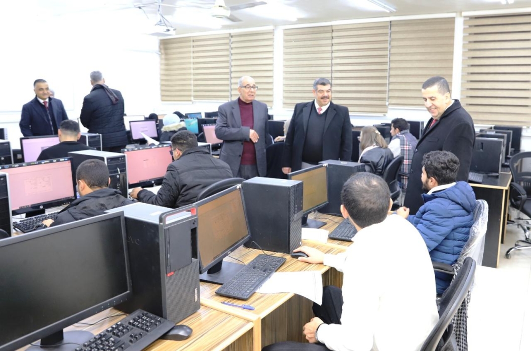 العجلوني يتفقد سير امتحان “الشامل” العملي للدورة الشتوية في جامعة البلقاء التطبيقية