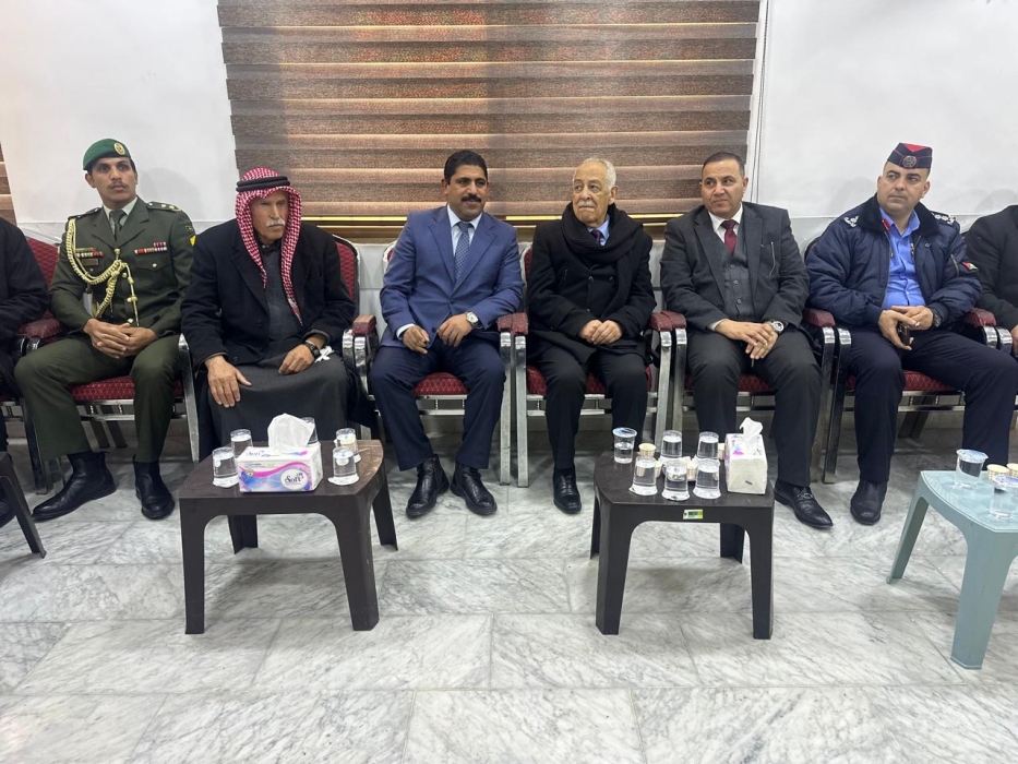 الملك وولي العهد ينتدبان العيسوي لتعزية عشيرة الرواحنة