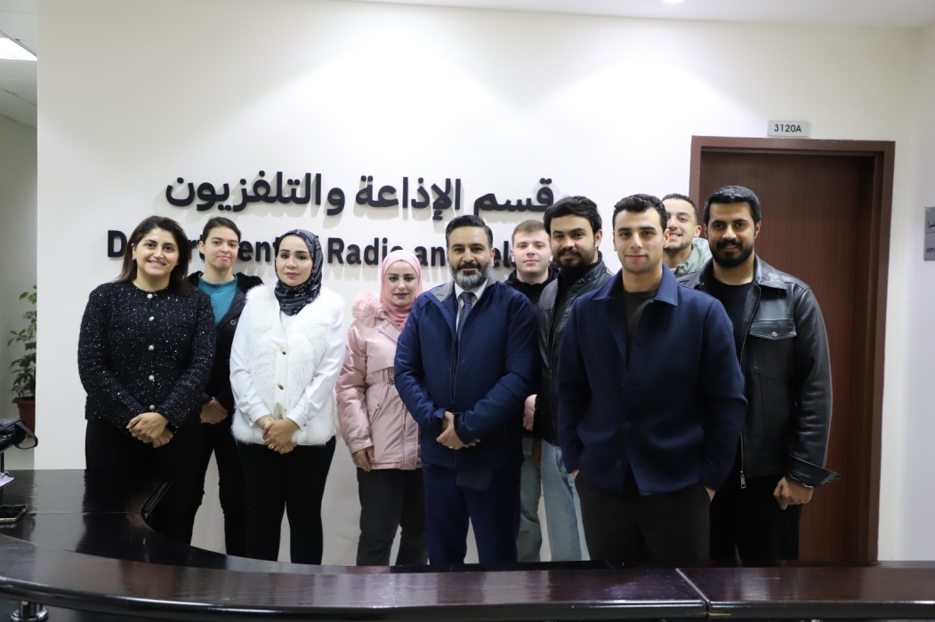 كلية الإعلام في جامعة البترا تستضيف الإعلامي صدام المجالي