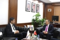 وزير الاستثمار يبحث مع السفير الياباني التعاون الاقتصادي والاستثماري