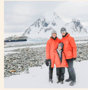 طفل عمره 7 سنوات يزور جميع قارات العالم