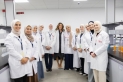 جلالة الملكة رانيا العبدالله تزور مصنع لشركة أدوية الحكمة في السلط