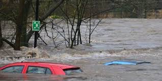 مصرع 10 أشخاص جراء الفيضانات في جنوب أفريقيا