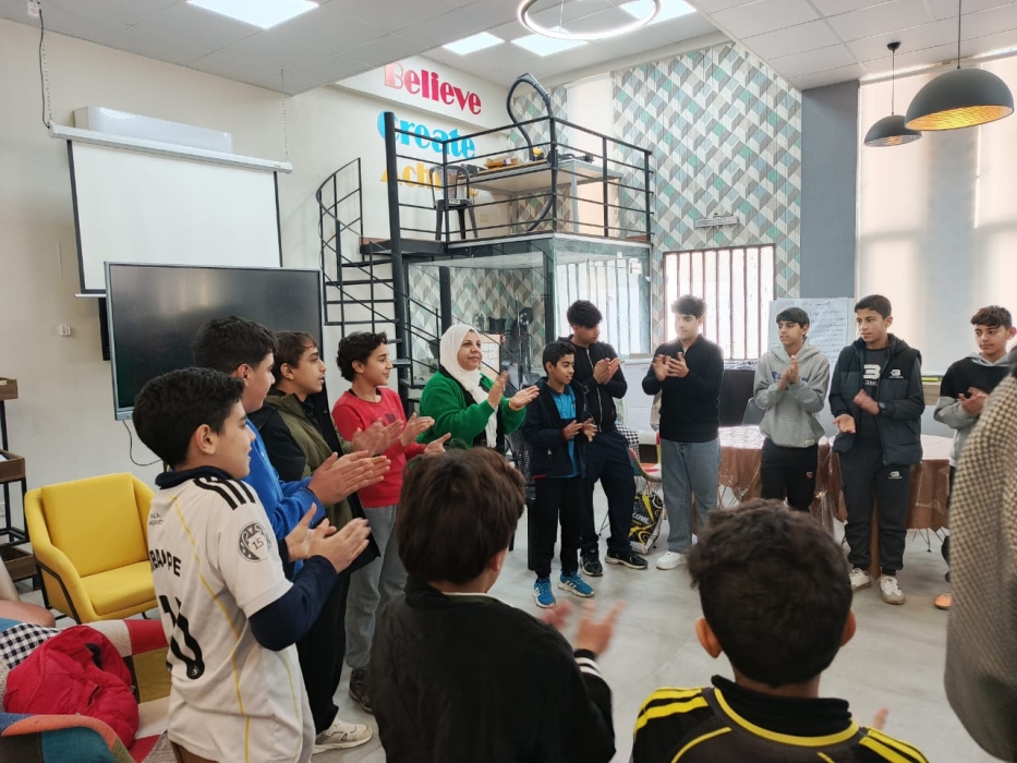 مركز شباب وشابات عجلون النموذجي ينفذ ورشة عمل حول تشكيل المجموعات الكشفية وعشيرة الجوالات