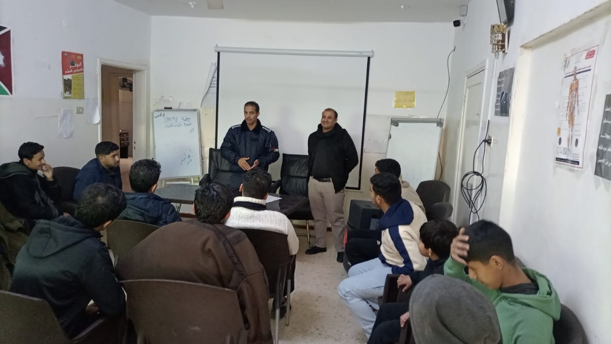 مركز شباب الباسلية ينظم ورشة توعوية حول مهام إدارة الدوريات الخارجية