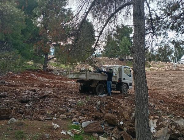 البيئة تنفذ حملة نظافة شاملة في لواء المعراض بجرش