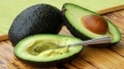 تناول حبة أفوكادو يومياً .. كيف يؤثر على نومك ومستوى الكولسترول لديك؟