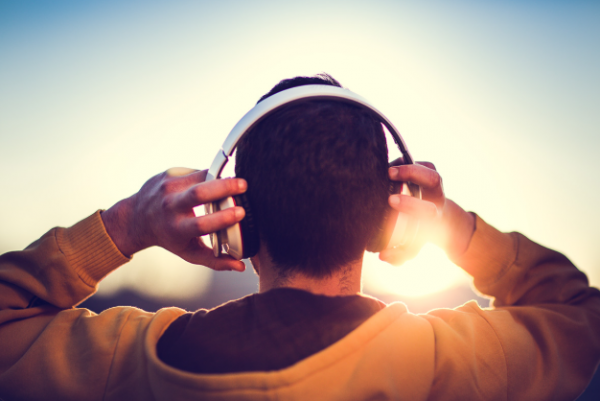 24 دقيقة من الموسيقى قد تقضي على القلق