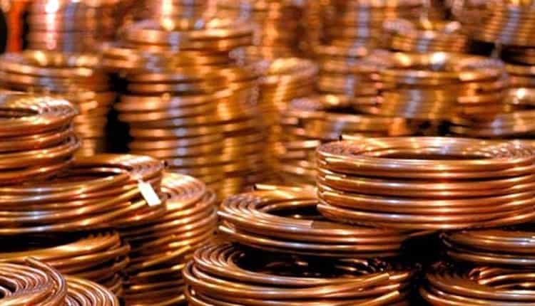 أسعار النحاس ترتفع إلى مستوى قياسي وصعود المعادن الأساسية الأخرى