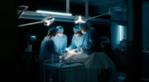 مريض يعيش 48 ساعة بلا رئتين