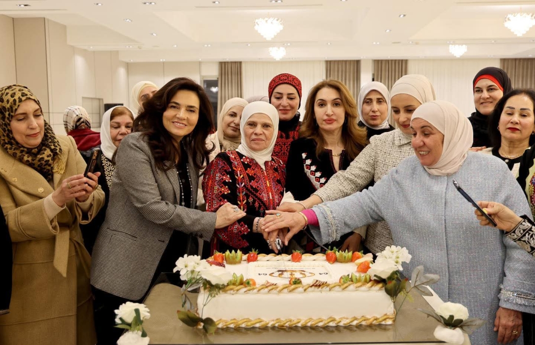 نادي سيدات القوات المسلحة الأردنية يحتفل بعيد ميلاد جلالة الملك عبدالله الثاني ( صور )
