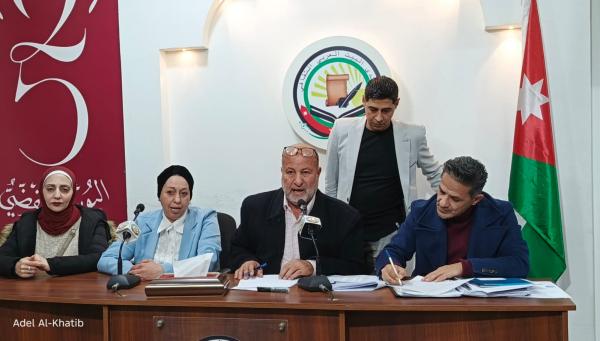 منتدى البيت العربي يقرّ تقريريْه السنويَّيْن ويزكّي هيئةً إداريةً جديدةً