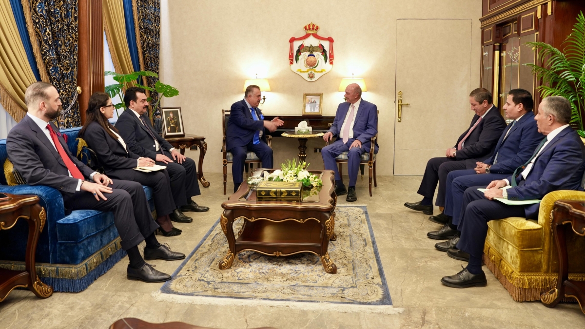 رئيس مجلس الأعيان يلتقي السفير العراقي