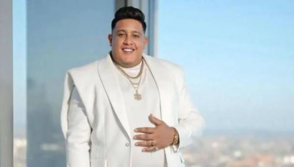 حمو بيكا ينفعل على فيفي عبده: فلوس إيه يا أم الفلوس