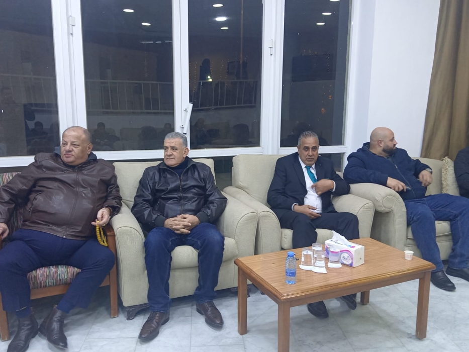 العياصرة يشارك دارات شما للمسنين افطارها الرمضاني