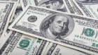 الدولار يتجه لتسجيل أكبر مكاسب أسبوعية في أكثر من عام