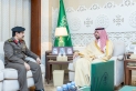 نائب أمير المنطقة الشرقية يستقبل مدير شرطة المنطقة وقيادات أفرع الأمن العام